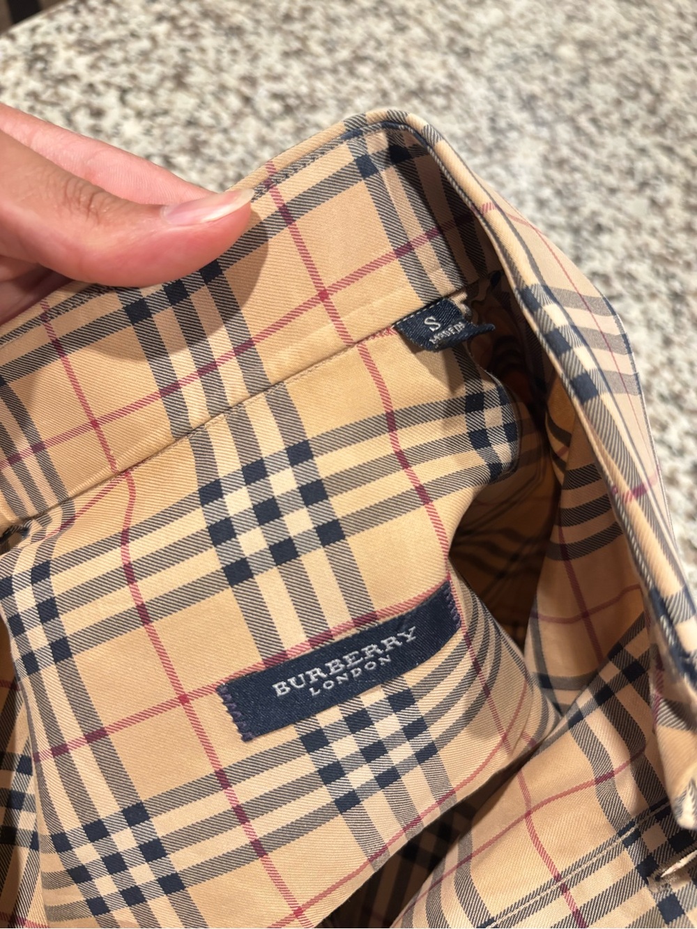 Burberry London Classic Beige Plaid Button-Down - Picture 5 of 5